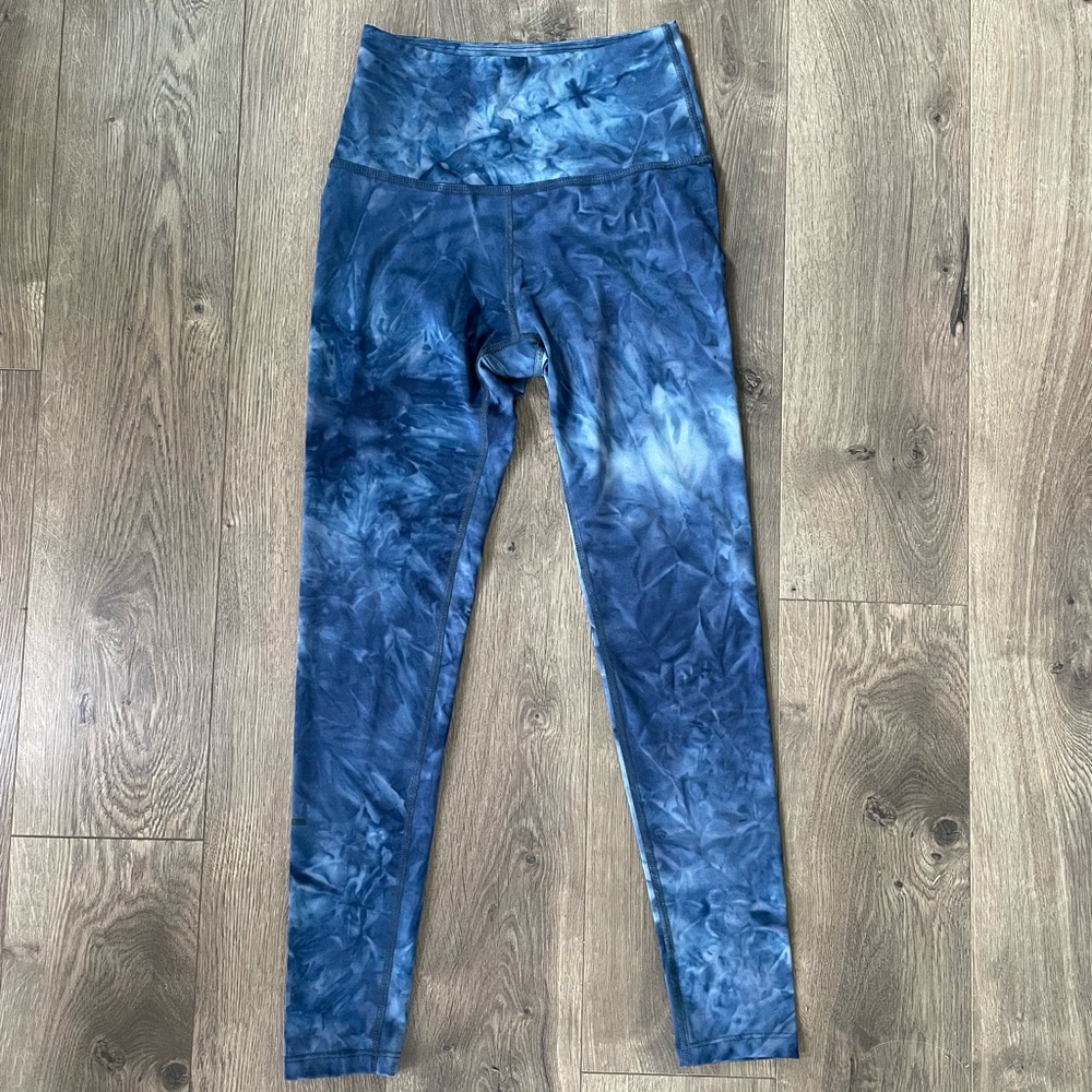 Beyond yoga Barre3 blue tie dye leggings - small